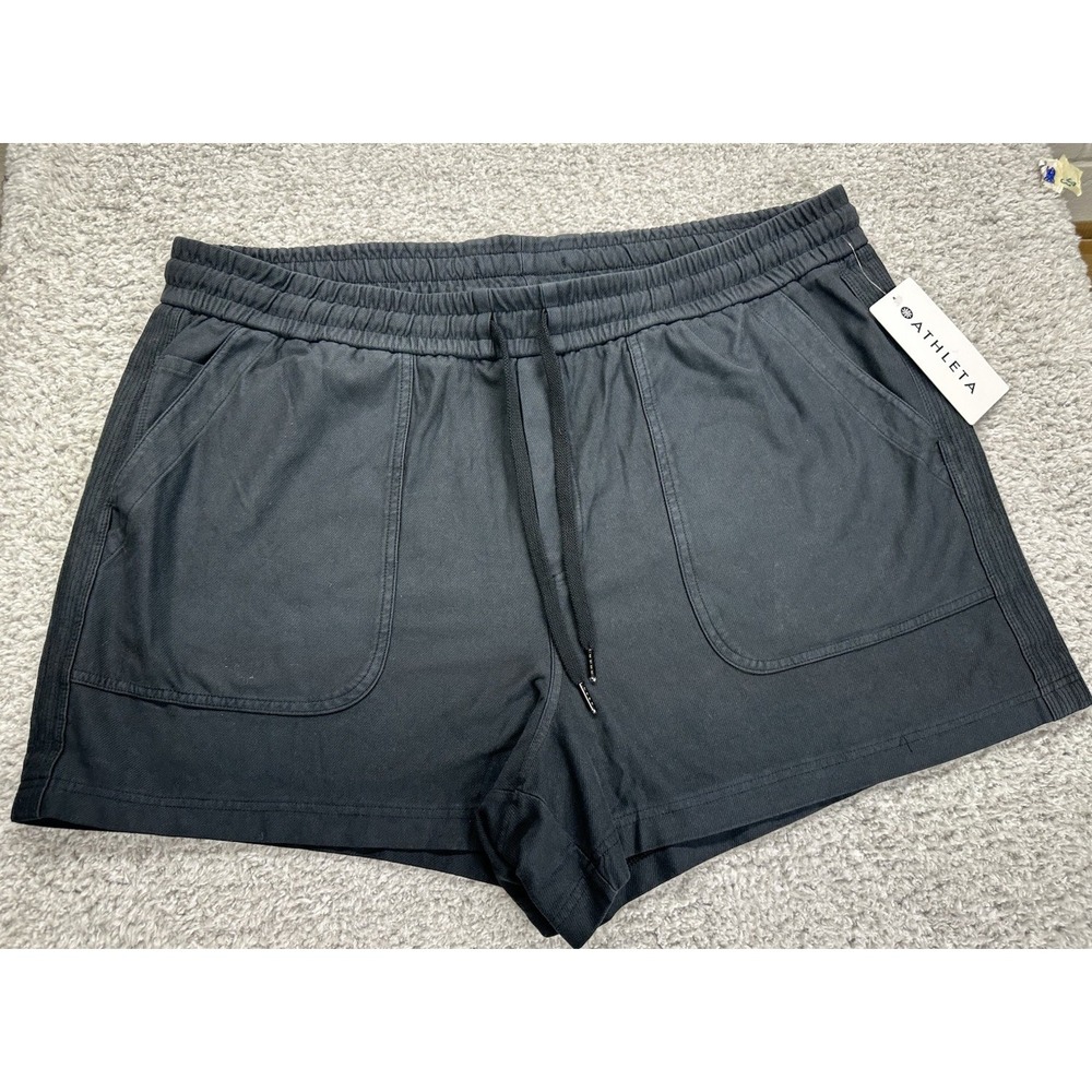 Athleta NWT Women's‎ Farallon Short Size 22 Black Pockets Comfortable Stretch